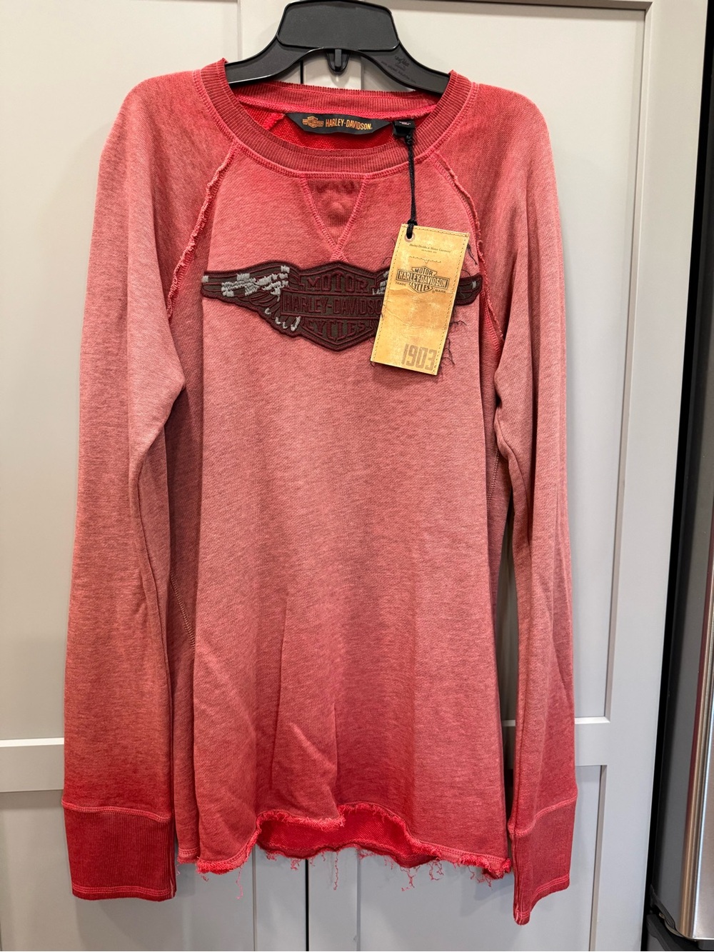 NWT Harley-Davidson Coral Gradient Long Sleeve Sweatshirt with Wing Patch